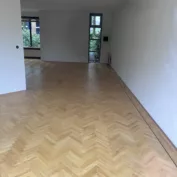 Voorbeeld van geschuurde houten vloeren